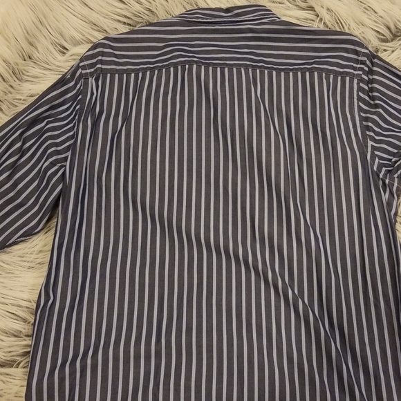 American Eage Navy&Blue Vertical Stripe Button Up - Picture 4 of 5